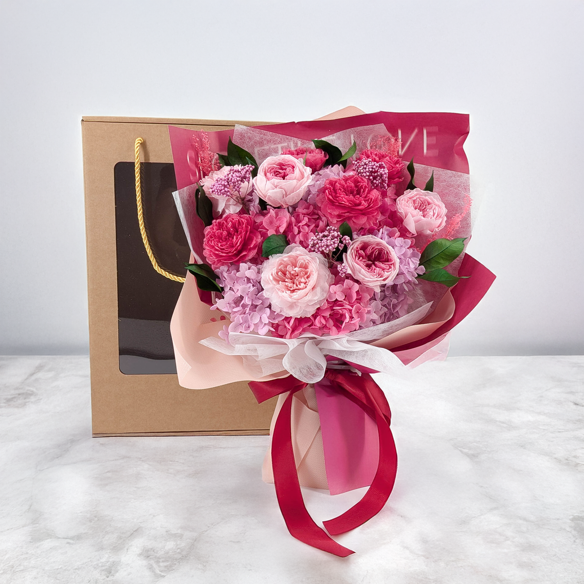 Bukiet Premium w pudełku - EVERGIVE – A Lasting Gesture – Rosé Royal