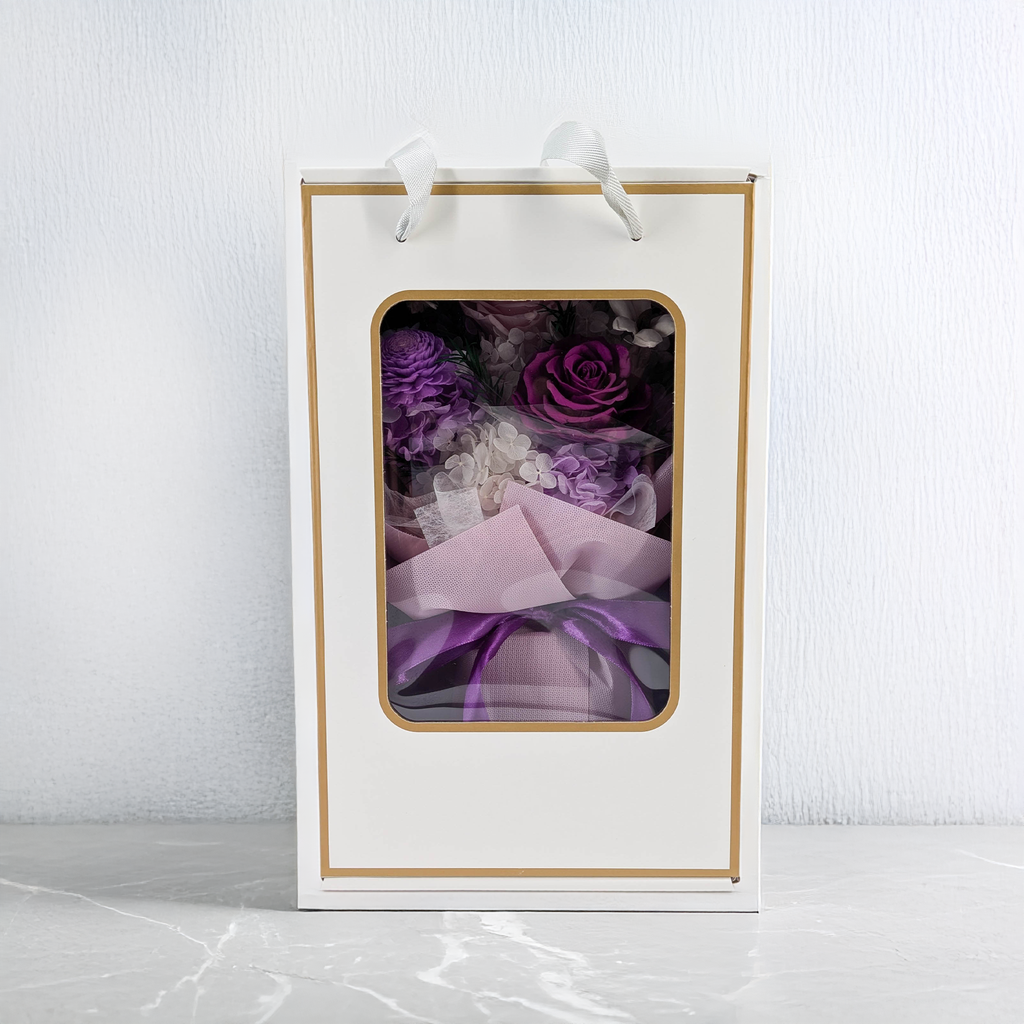 Bukiet Premium w pudełku - EVERGIVE – A Lasting Gesture – Violet Grace