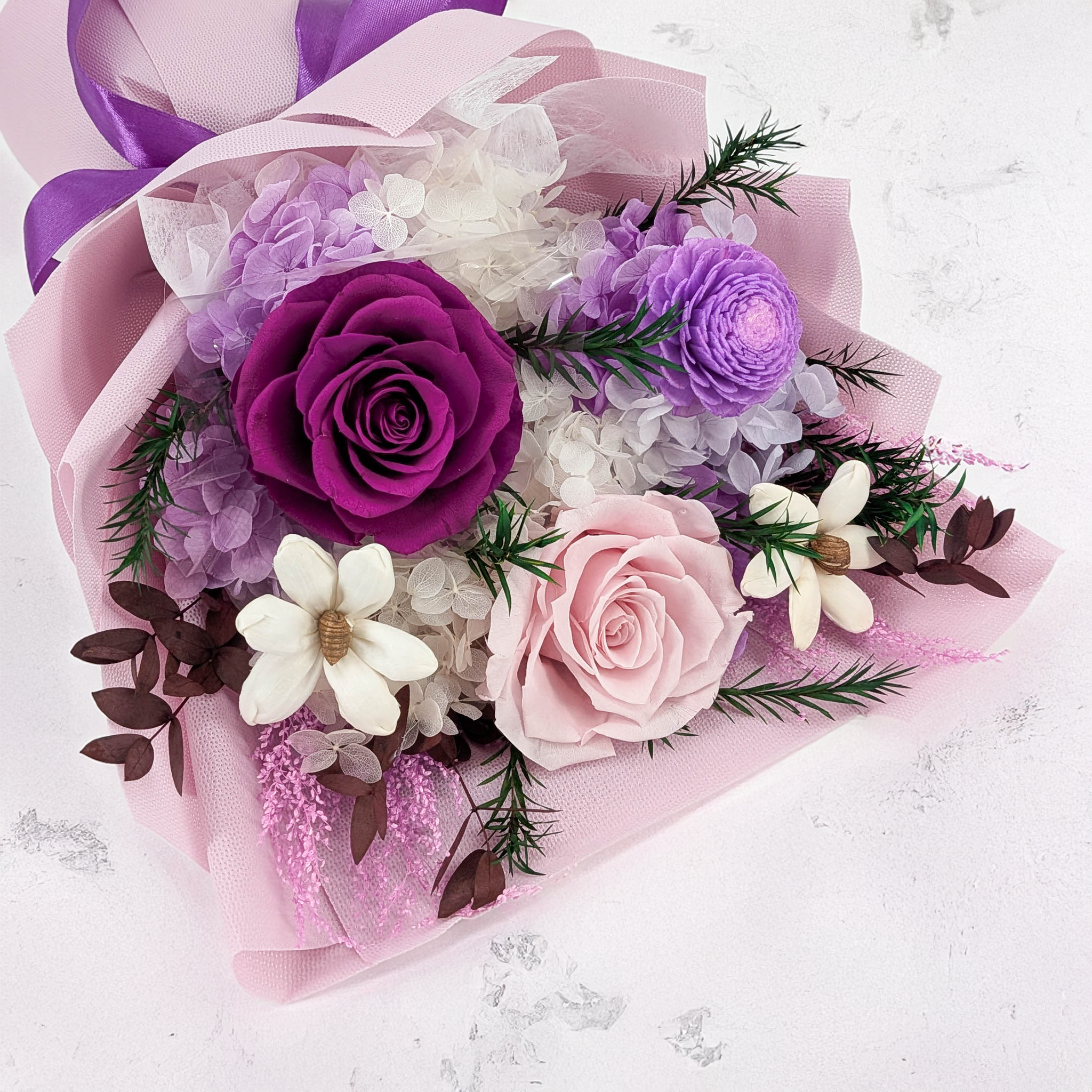 Bukiet Premium w pudełku - EVERGIVE – A Lasting Gesture – Violet Grace